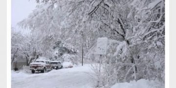 Fuerte tormenta azota EEUU en fin de semana más transitado