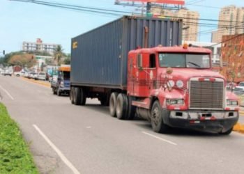 Lo que pueden cargar los camiones en Navidad y año Nuevo, según el Intrant