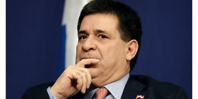 Presentan acusación formal contra el expresidente paraguayo Cartes en Brasil