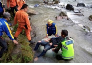 Indonesia: 25 muertos en un accidente de autobús