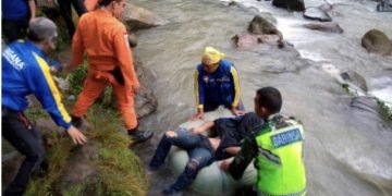 Indonesia: 25 muertos en un accidente de autobús
