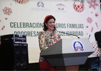 Margarita Cedeño celebra logros familias Prosoli de Santiago