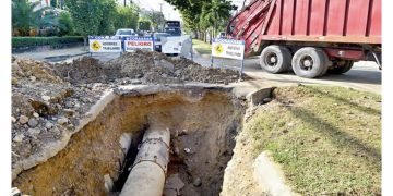 Rotura de tubería afecta a sector de Santiago
