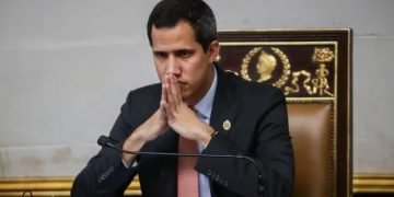 Guaidó lamenta exigencia de visado a venezolanos para ingresar a la RD