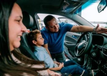 La Autoferia Popular vendió 3,905 vehículos