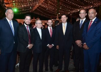 Banreservas celebra encuentros de Navidad con clientes empresariales
