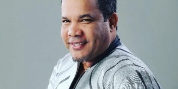 Héctor Acosta con Christmas Concert Party en el Pelícano de Boca Chica