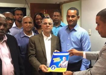 Manuel Jiménez presenta Programa de Gestión Municipal ante Junta Electoral de Santo Domingo Este