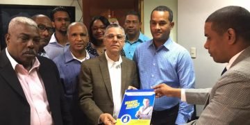 Manuel Jiménez presenta Programa de Gestión Municipal ante Junta Electoral de Santo Domingo Este