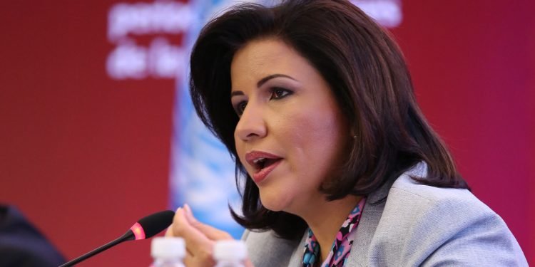 Vicepresidenta se “alegra mucho” por decisión que tomó Danilo Medina