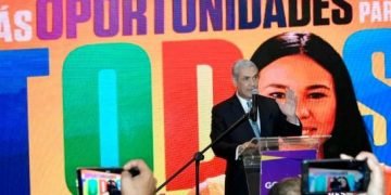 Gonzalo Castillo presenta nueva campaña publicitaria
