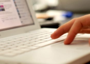 Bajones de electricidad desconectaron de Internet a poblaciones de 14 estados
