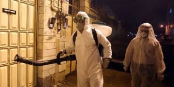 Irán solicita un préstamo al FMI ante el coronavirus, causa ya de 429 muertes
