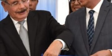 El presidente Danilo Medina, obtuvo reporte de 24 mil aulas construidas.