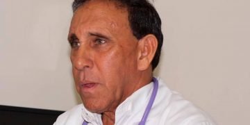 Sigue estable, pero sin mucho avance, la salud del doctor Cruz Jiminián