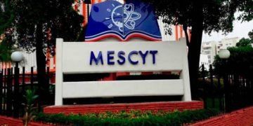 Mescyt confirma suspensión de inglés por inmersión por COVID-19