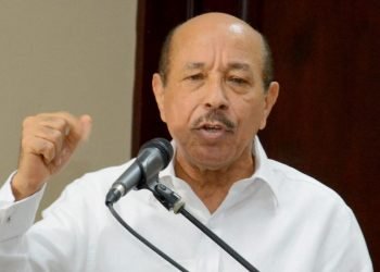 Temístocles Montás llama a votar por Nelson Guillén