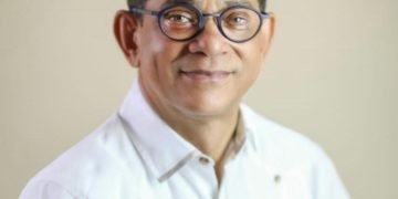 Senador Vargas Pide al Presidente Medina adquirir 12 millones libras pollos de productores del país