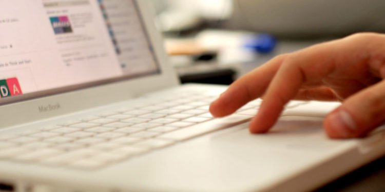 Plan País: 4,5 millones de niños no podrán terminar año escolar por Internet