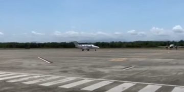 Gina Mambrú regresa al país tras estar varada en Miami