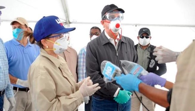 PRM recibe 40 mil pruebas COVID-19; concluye instalación de hospital en LV