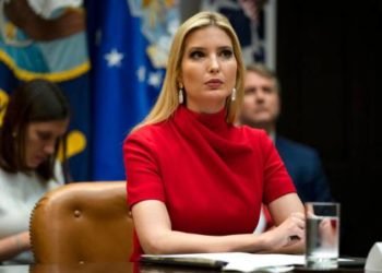 Ivanka Trump y su esposo viajaron a un club de golf a celebrar la Pascua Judía pese a coronavirus