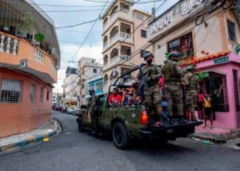 Policía “intensifica” labores para apresar a violadores del toque de queda