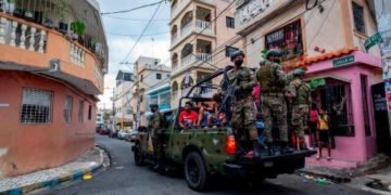 Policía “intensifica” labores para apresar a violadores del toque de queda