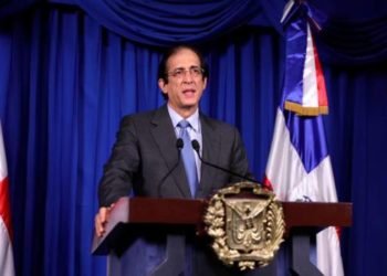 Gobierno anuncia compra de vegetales y pollos a productores por crisis de COVID-19