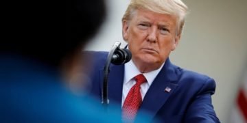 Trump consultará expertos en varias áreas para reabrir los Estados Unidos