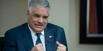 Miguel Vargas informa que dio negativo al COVID-19