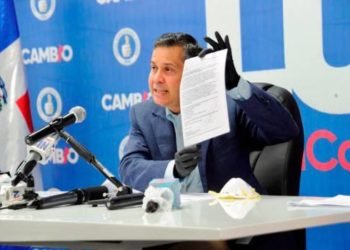 Rueda de prensa del Partido Revolucionario Moderno y partidos de oposición