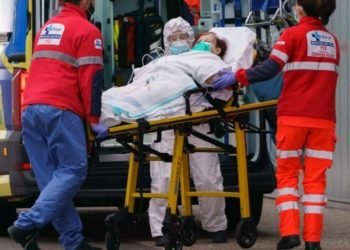 Nueva York supera 4.000 muertos e insta a una coordinación sanitaria