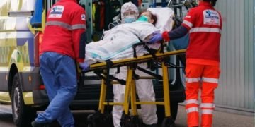 Nueva York supera 4.000 muertos e insta a una coordinación sanitaria