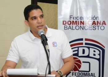 Rafael Uribe defiende situación del baloncesto femenino de la RD