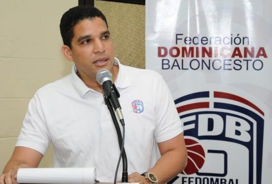 Rafael Uribe defiende situación del baloncesto femenino de la RD