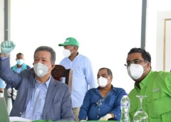 Leonel en FP juramenta a más de 150 dirigentes que abandonaron el PLD