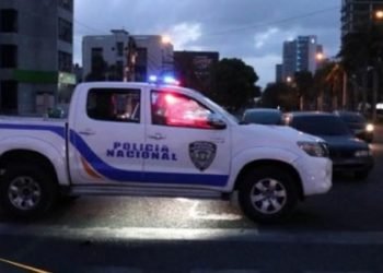398 personas arrestadas durante nuevo horario de toque de queda