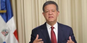 Sugerencia de Leonel Fernández al gobierno sobre trabajadores que no están en fase