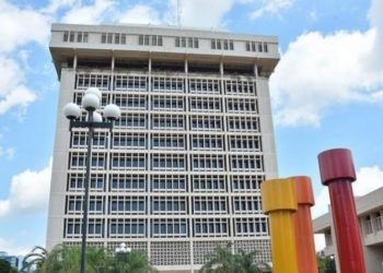 Banco Central: República Dominicana está dentro de los países con menor depreciación de su moneda