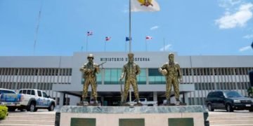 Ministerio Defensa cancela un proceso de compra tras comprobar anomalías