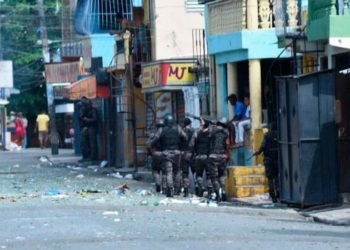 Capotillo vuelve a ser escenario de tiroteos entre policías y residentes