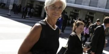 Economía de la eurozona se contraerá entre un 8 y 12 % en 2020