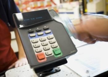 Más de 50 % de los dominicanos se siente inseguro por el impacto del COVID-19 en la economía