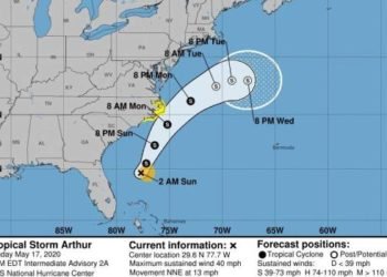 Tormenta tropical Arthur avanza rumbo a cabo Hatteras, en Carolina del Norte