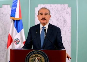 Danilo: empresas podrán abrir desde este miércoles, pero con condiciones