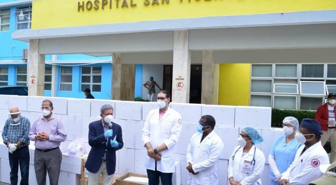 Leonel Fernández dice que las bases del PLD pueden contar con él si gana la Presidencia