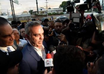 El plan de Abinader para “relanzar la economía” del país