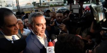 El plan de Abinader para “relanzar la economía” del país