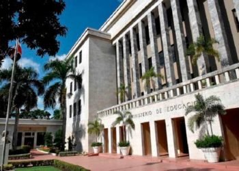 Consejo Nacional de Educación se reúne este miércoles